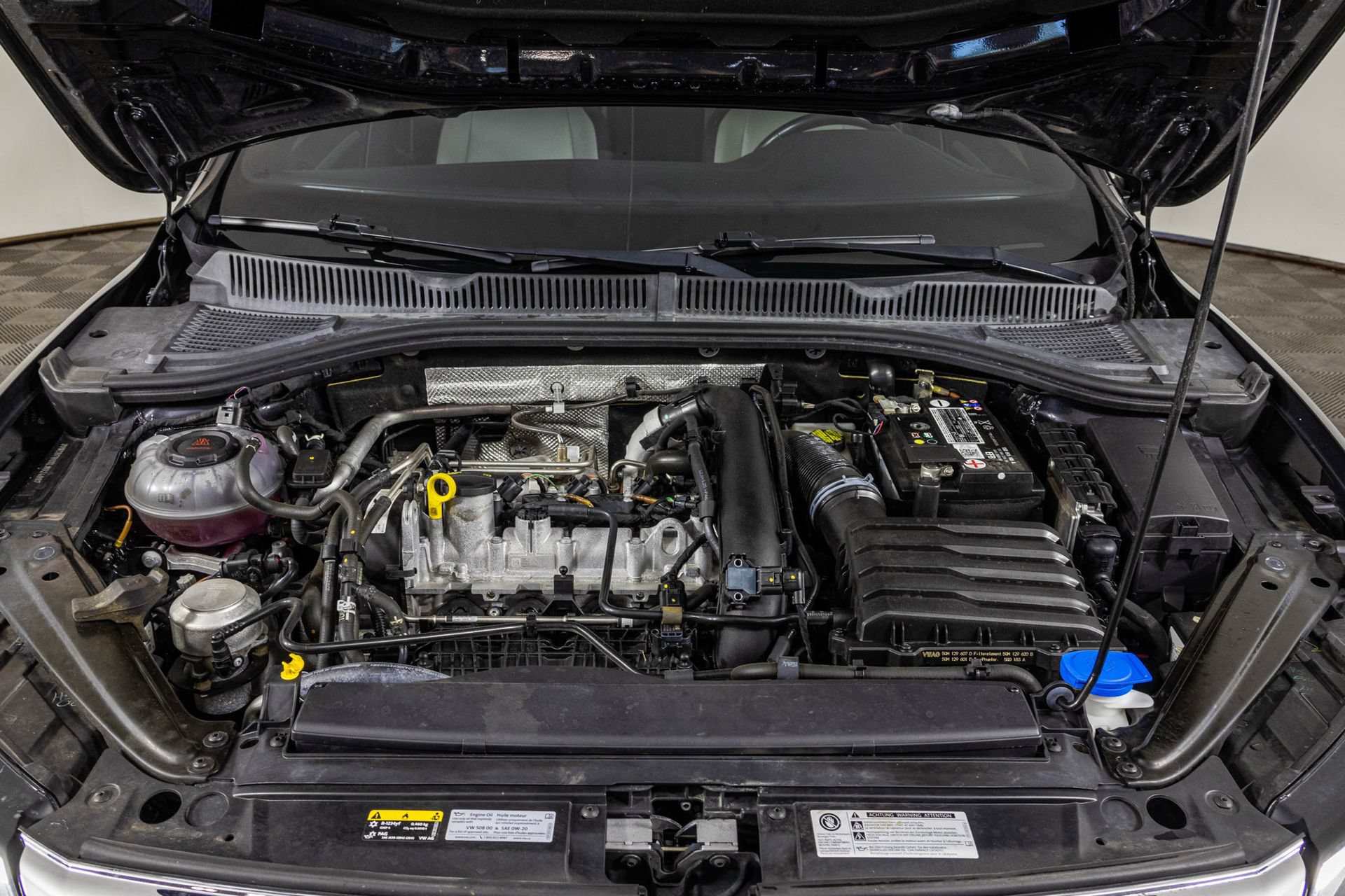 Used 2020 Volkswagen Jetta R-Line FWD image 48