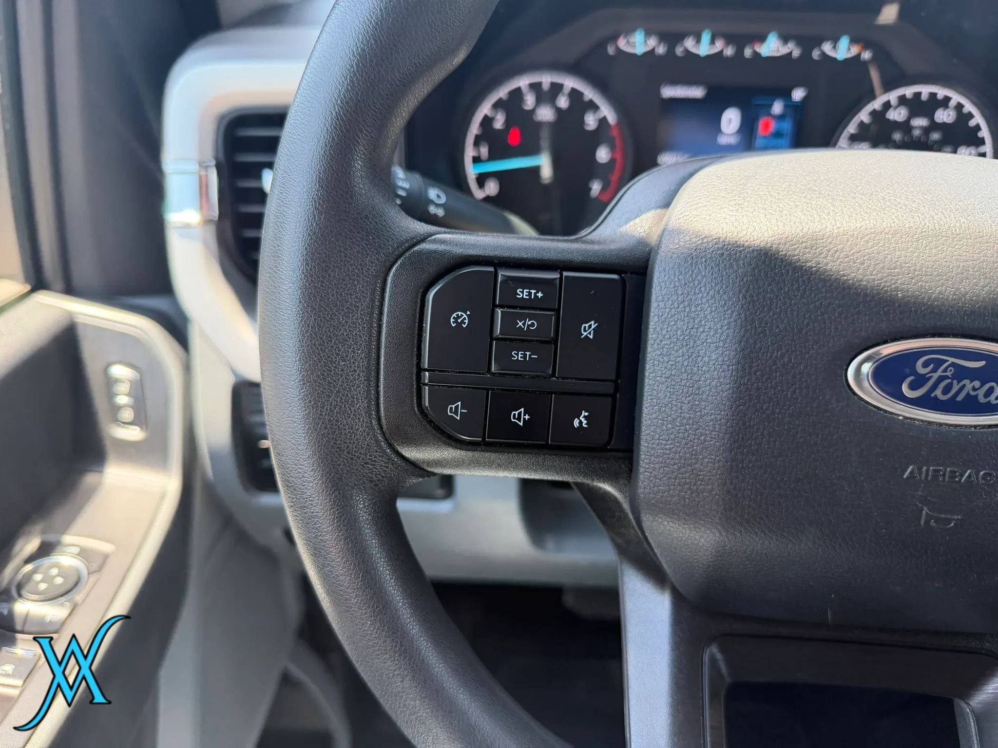 Used 2024 Ford F250 XL w/ STX Appearance Package AWD/4WD image 31