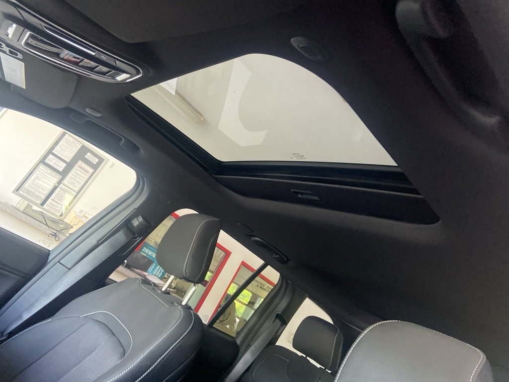 New 2025 Jeep Grand Cherokee Laredo X image 28