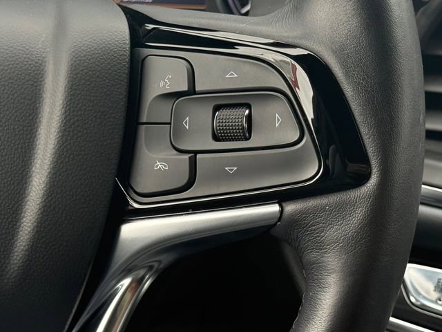 Used 2023 Buick Enclave Essence w/ Experience Buick Package image 12