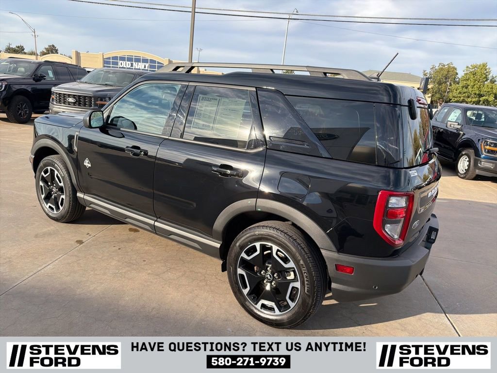 Used 2024 Ford Bronco Sport Outer Banks w/ Tech Package image 9