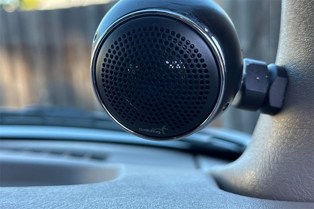 Used 2023 Chevrolet Express 2500 image 22