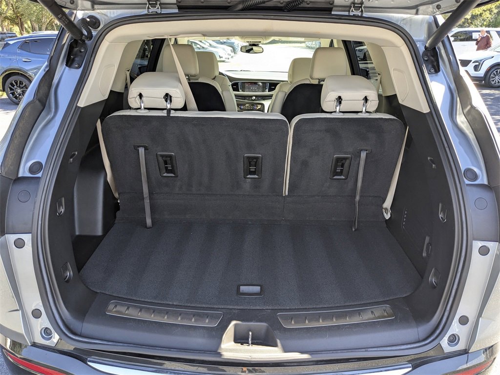 Used 2023 Buick Enclave Essence w/ Experience Buick Package image 13