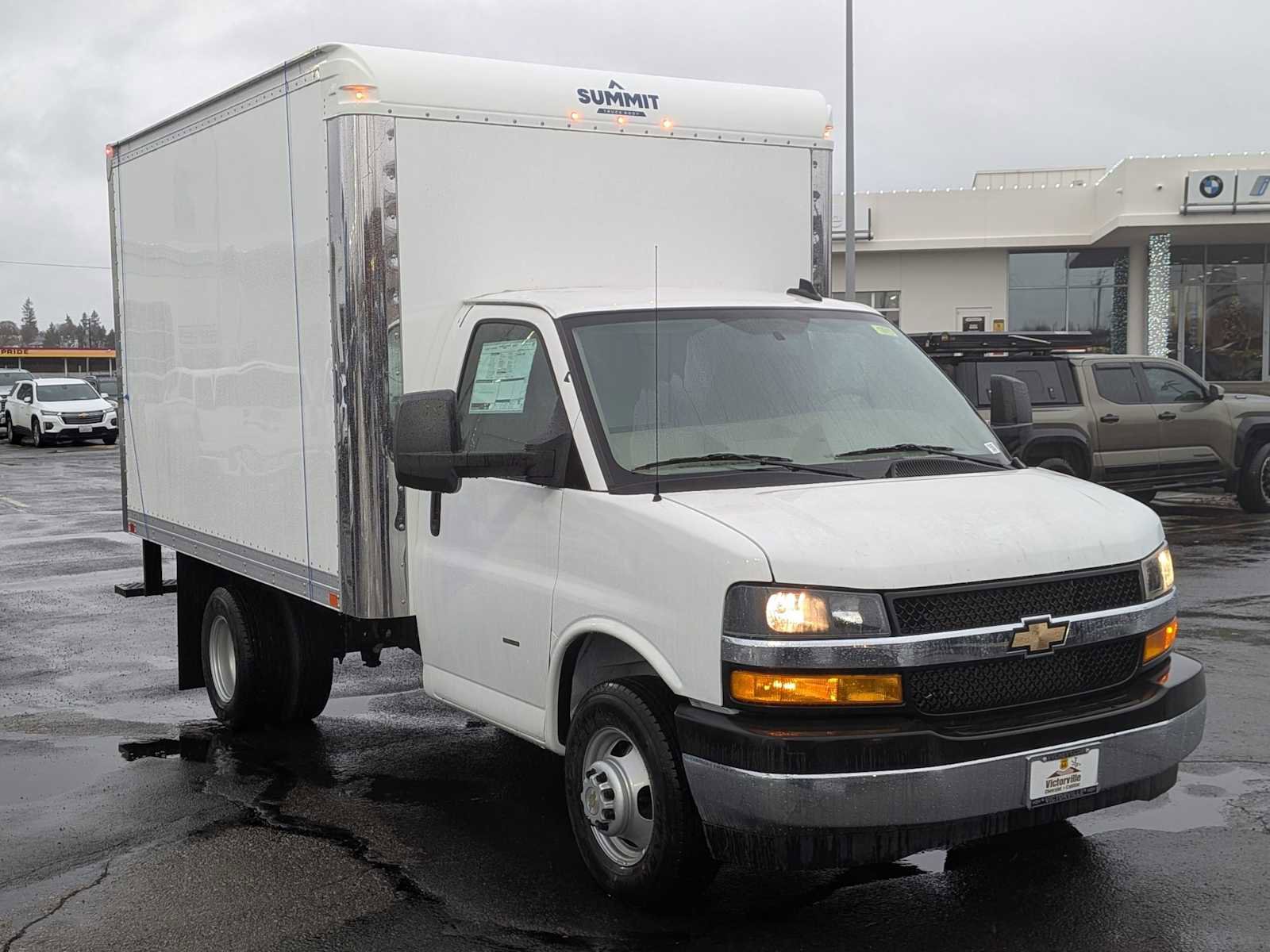 New 2024 Chevrolet Express 3500 w/ Power Convenience Package image 8