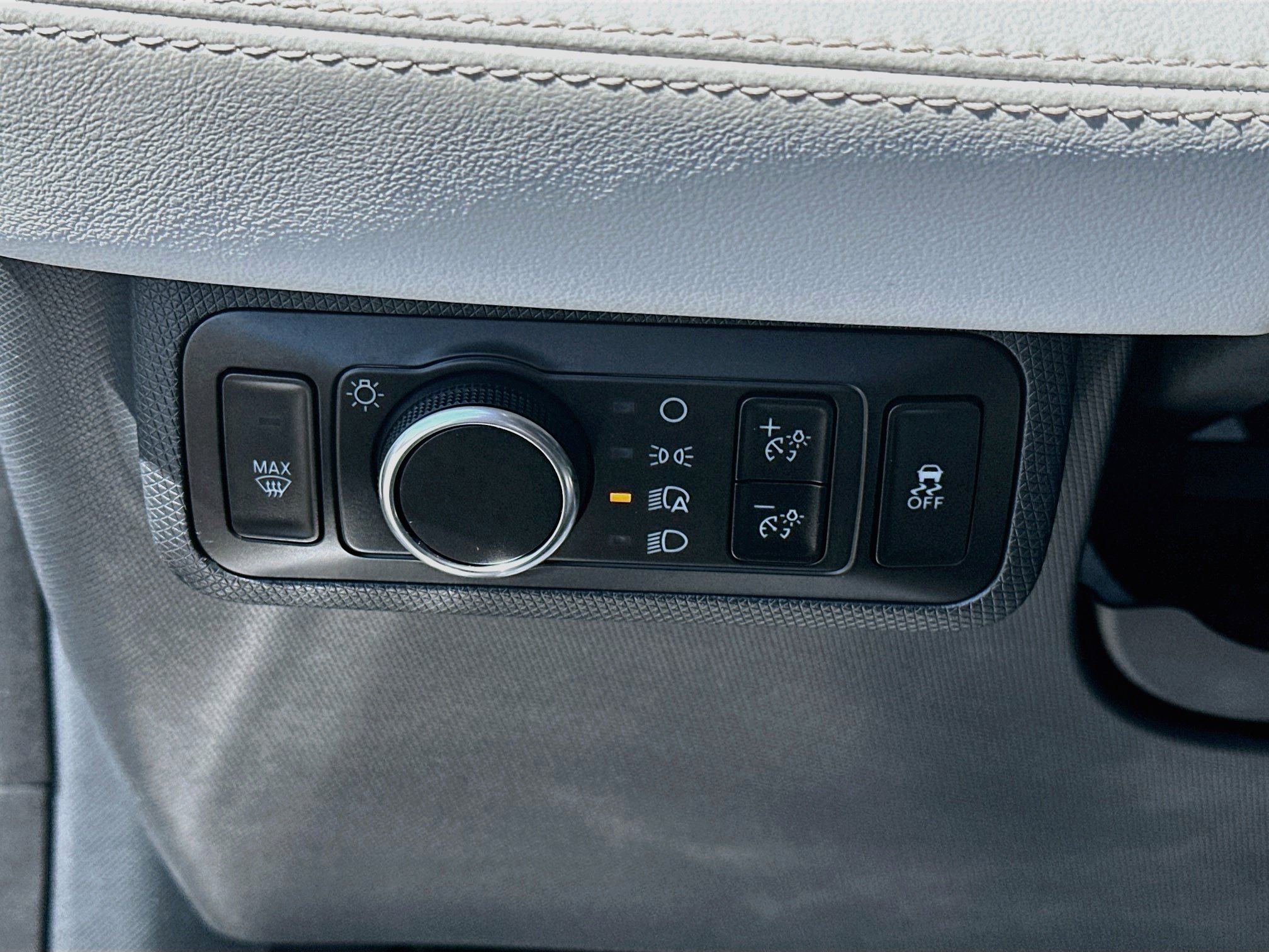 Used 2023 Ford Mustang Mach-E Premium AWD/4WD image 16