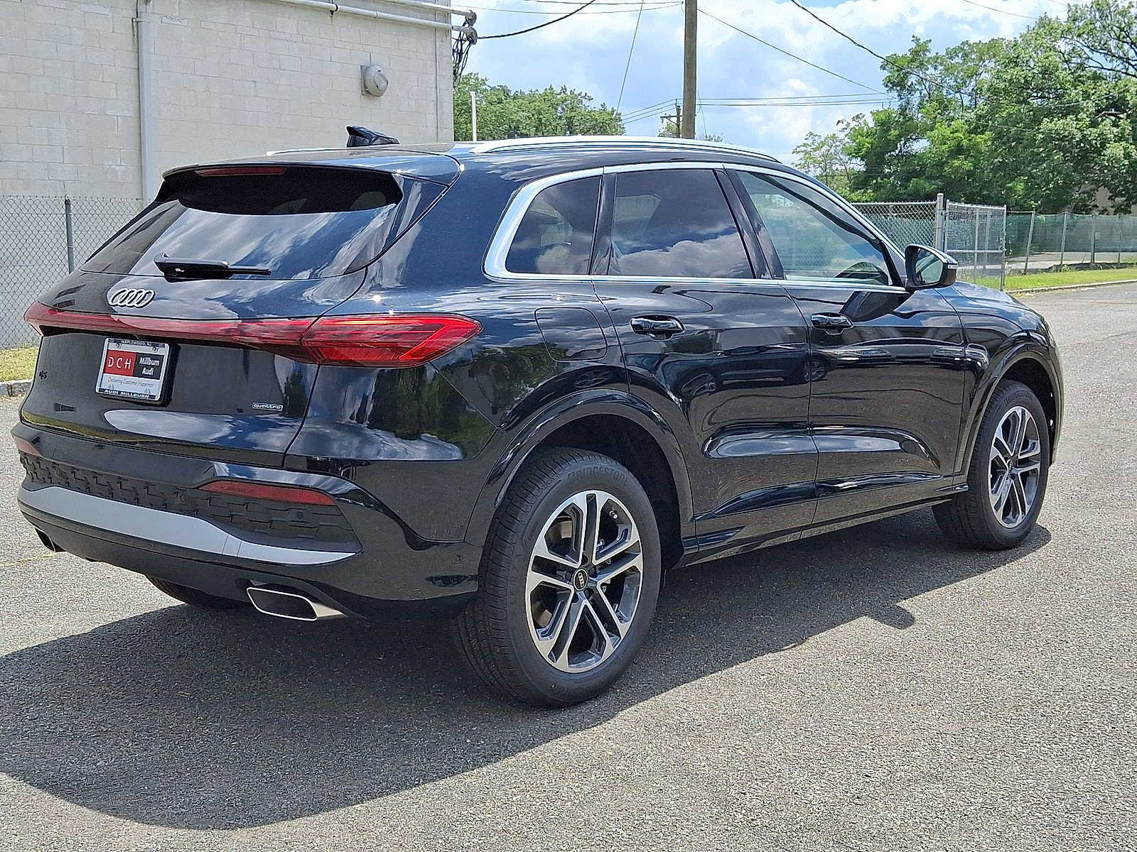 New 2025 Audi Q5 Premium image 12