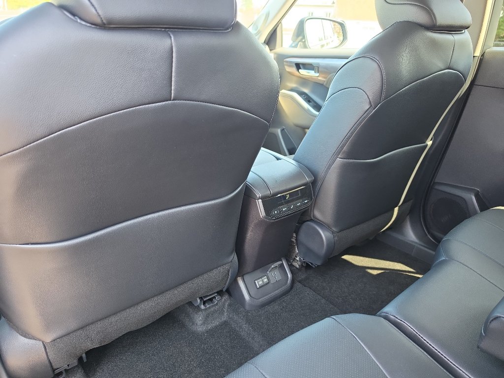 New 2026 Toyota Highlander Limited AWD/4WD image 20