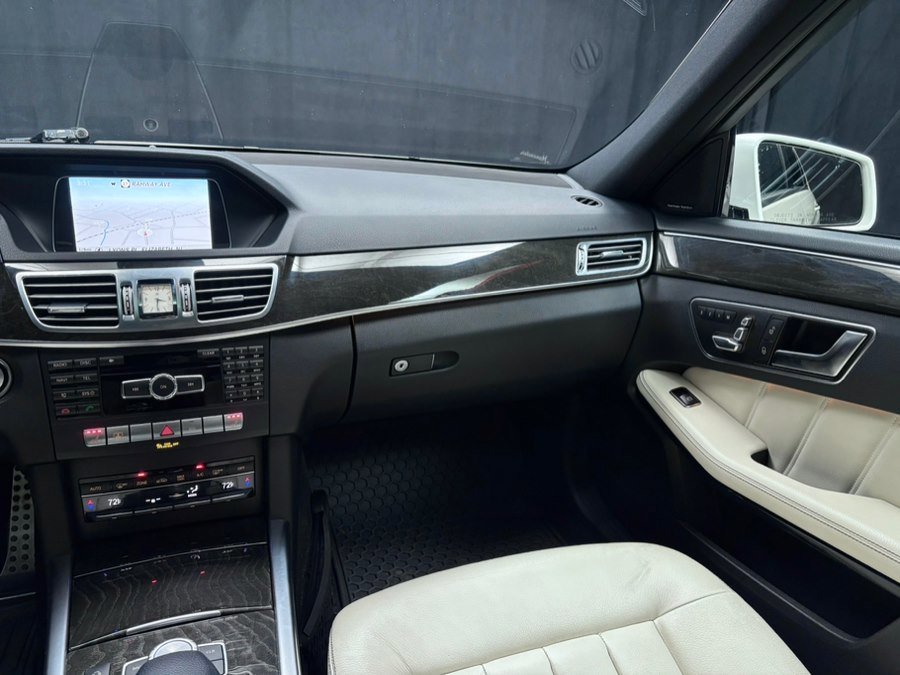 Used 2014 Mercedes-Benz E 350 4MATIC Sedan w/ Premium 1 Package image 38