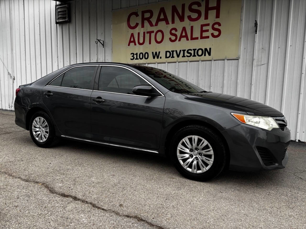 Used 2012 Toyota Camry LE image 7