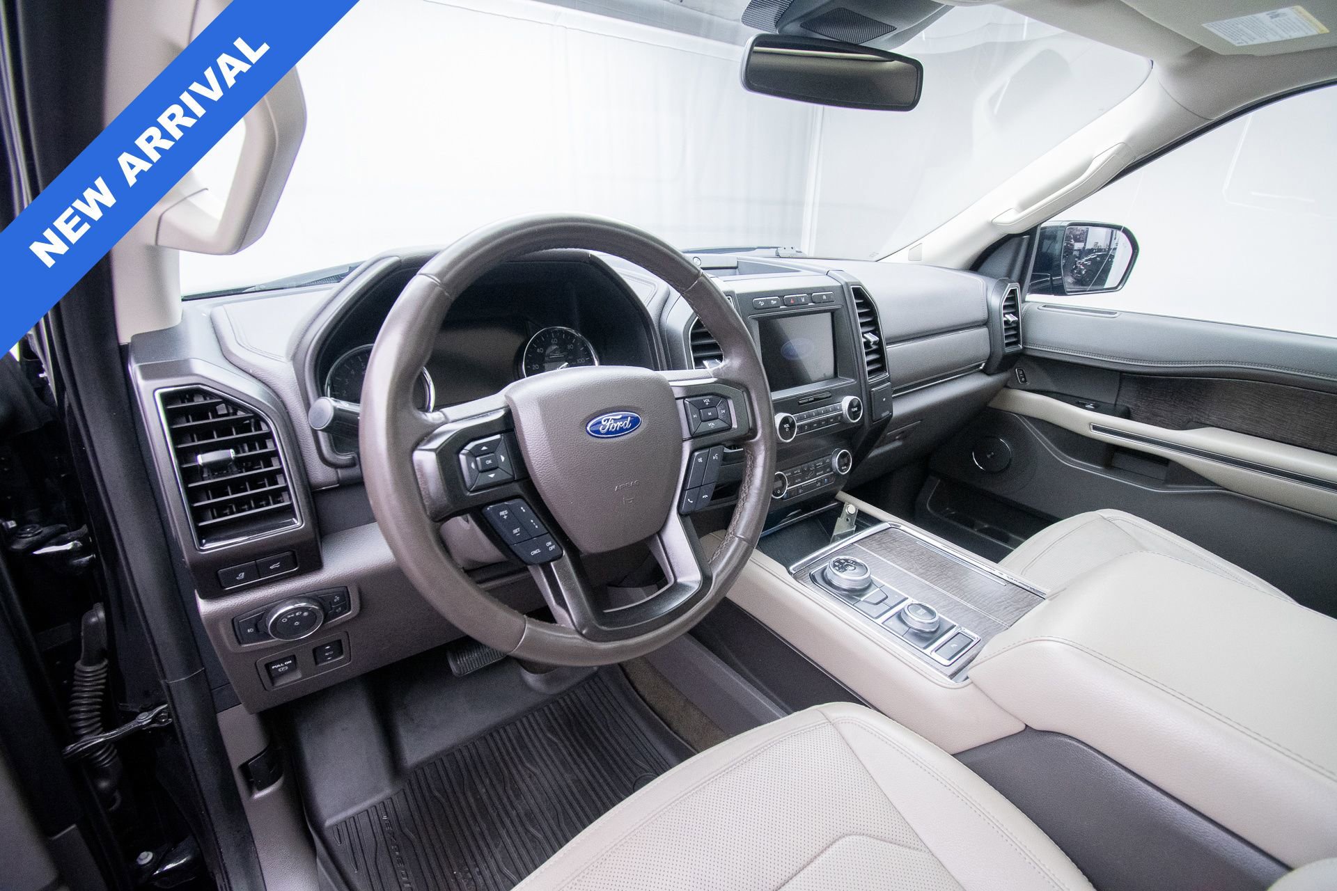 Used 2020 Ford Expedition Max Limited w/ Equipment Group 301A image 8