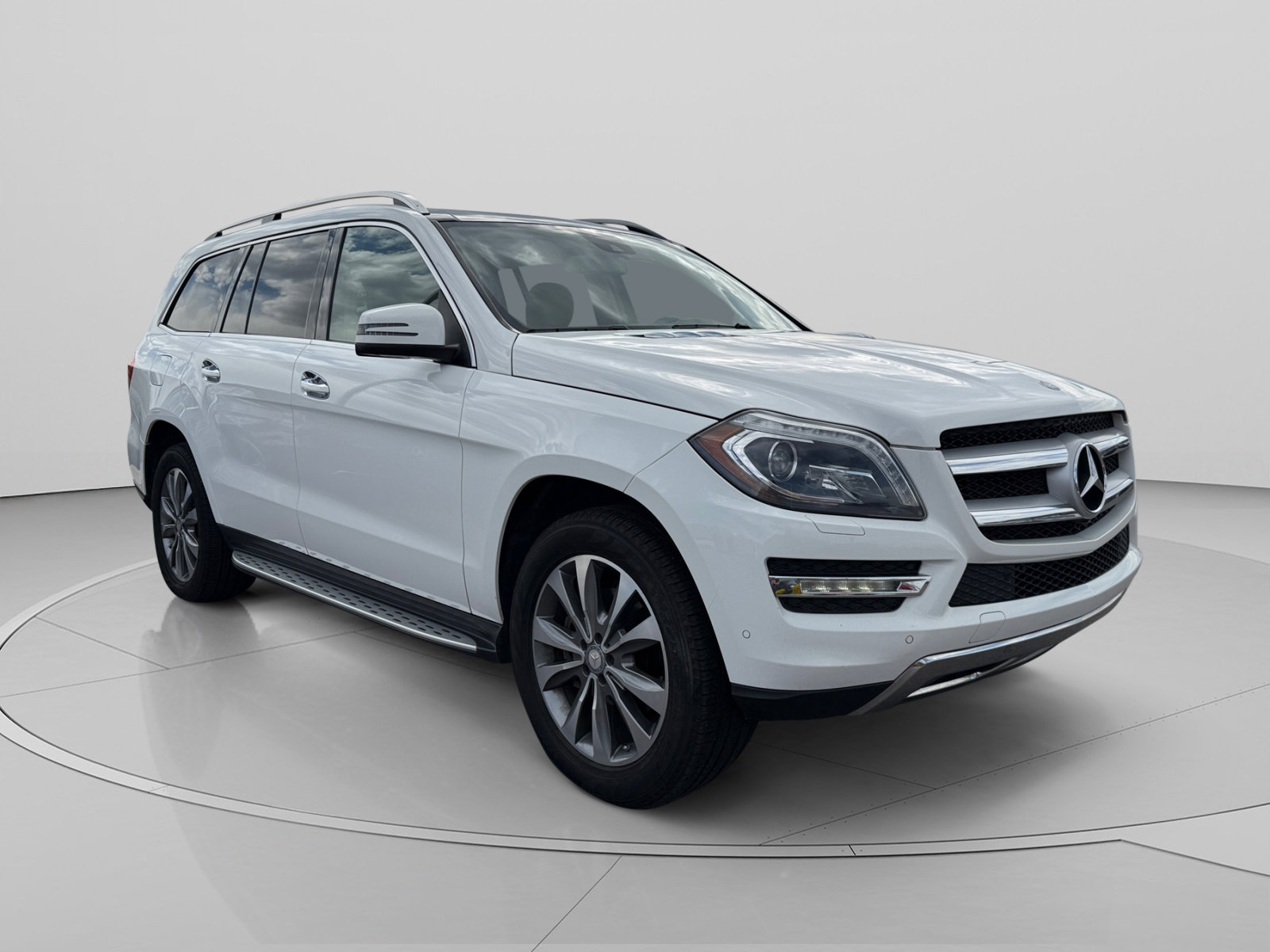Certified 2015 Mercedes-Benz GL 450 4MATIC image 7