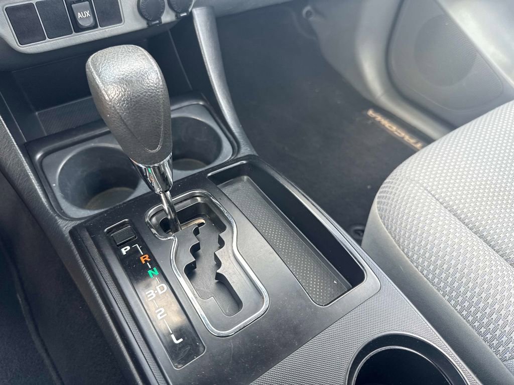 Used 2012 Toyota Tacoma 4x4 Regular Cab image 20