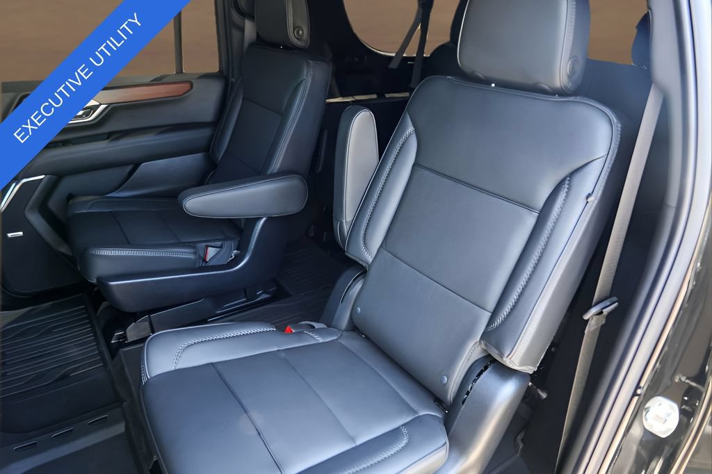 Used 2026 GMC Yukon XL Denali w/ Denali Reserve Package RWD image 26