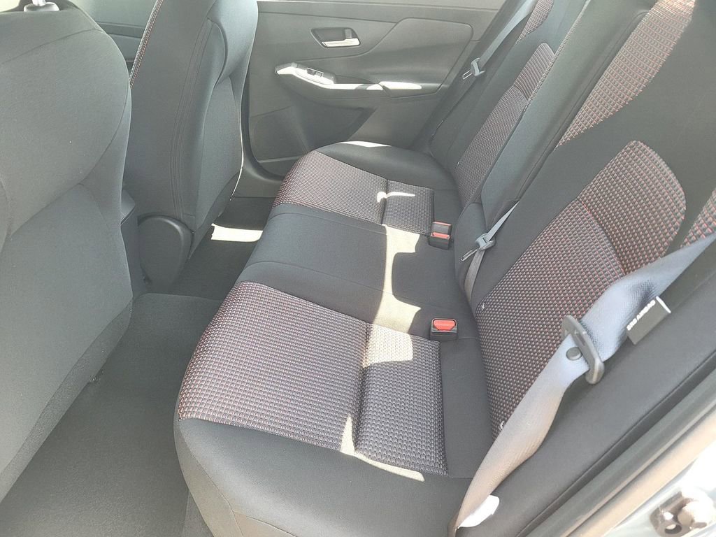 New 2026 Nissan Sentra SR w/ Floor Mat Package FWD image 8