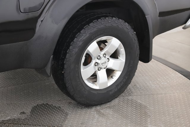 Used 2013 Nissan Frontier SV w/ SV Value Truck Pkg image 14