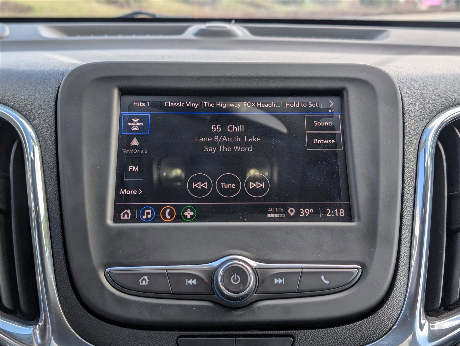 Used 2023 Chevrolet Equinox LT image 28