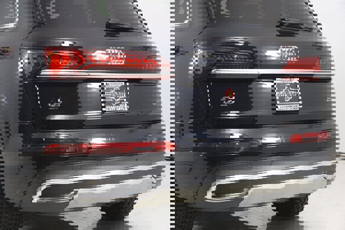 Used 2022 Audi Q7 Premium Plus w/ Premium Plus Package image 22