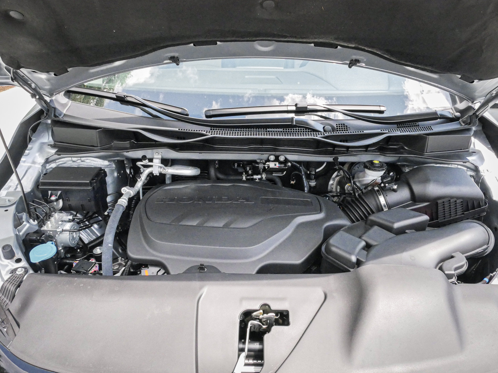 Certified 2026 Honda Odyssey Elite image 35