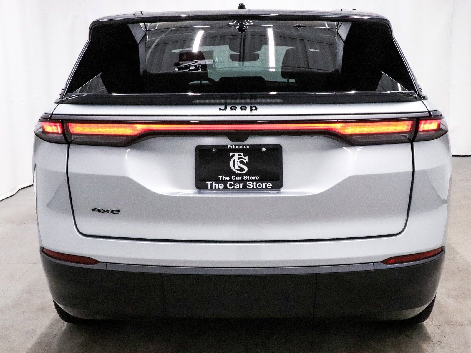 Used 2025 Jeep Wagoneer S Limited image 5