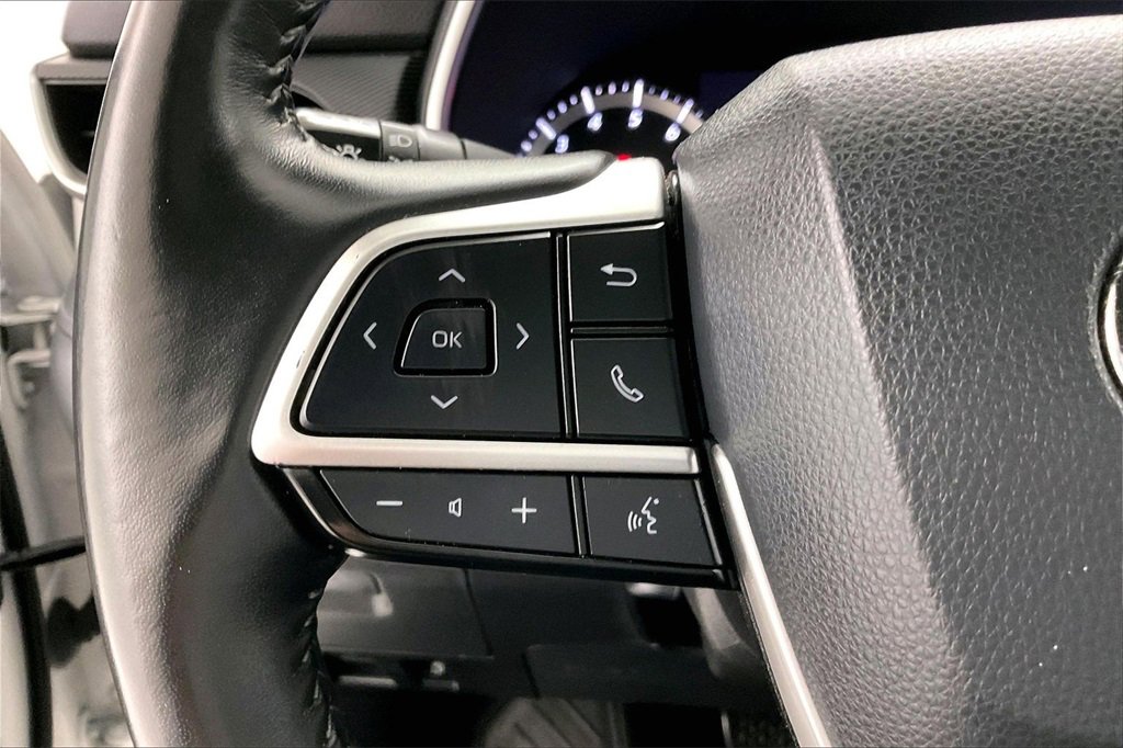 Used 2022 Toyota Highlander XSE image 10