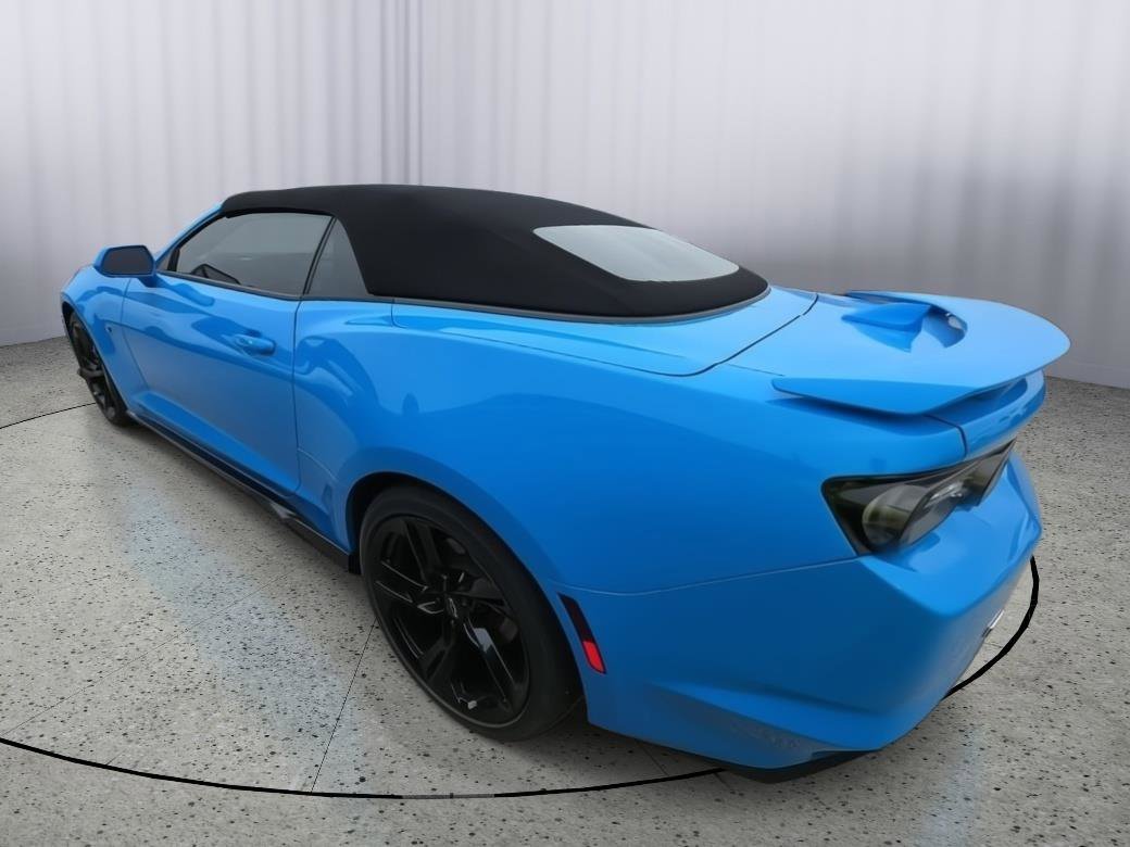 Used 2023 Chevrolet Camaro LT RWD image 11
