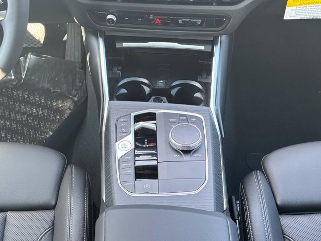 New 2026 BMW 330i xDrive Sedan w/ Convenience Package AWD/4WD image 24