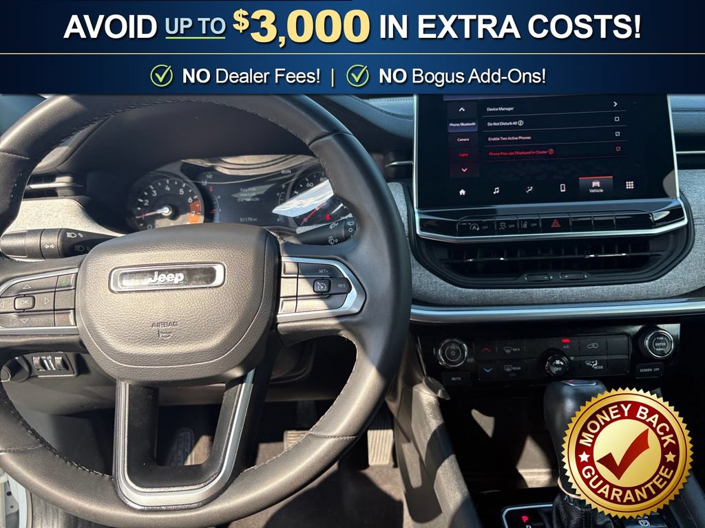 Used 2024 Jeep Compass Latitude AWD/4WD image 17
