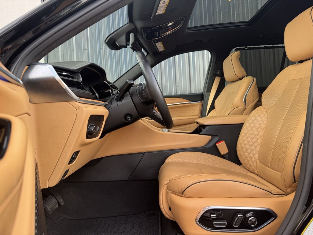 Used 2022 Jeep Grand Cherokee Summit image 10