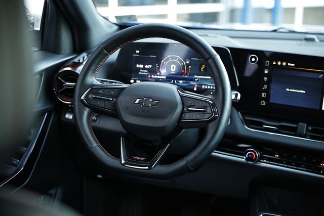 Used 2025 Chevrolet Equinox RS image 26