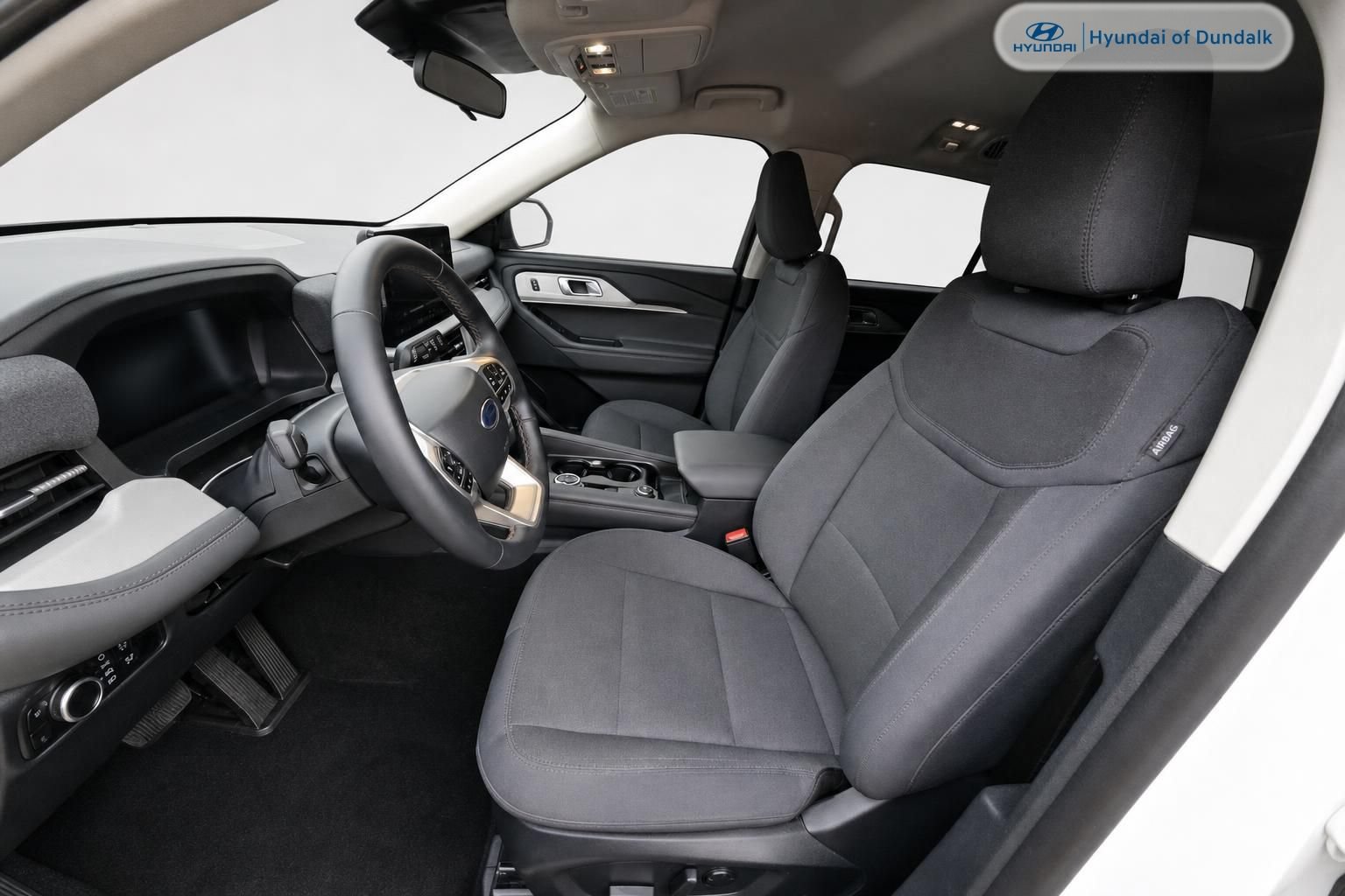 Used 2026 Ford Explorer Active RWD image 7