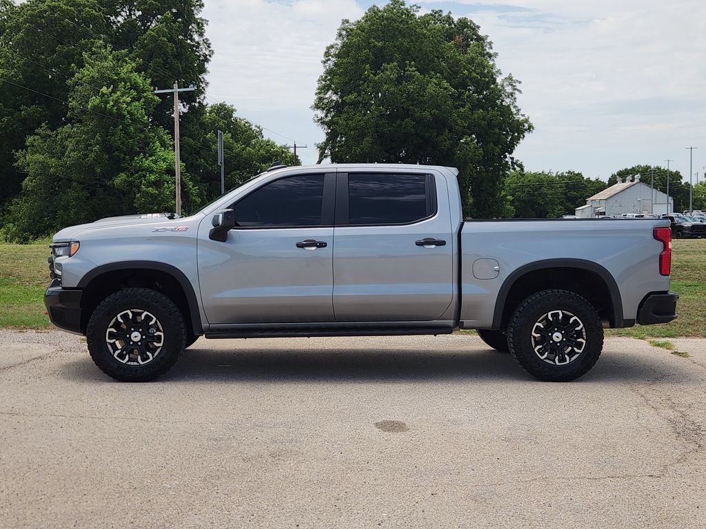 Used 2023 Chevrolet Silverado 1500 ZR2 AWD/4WD image 4