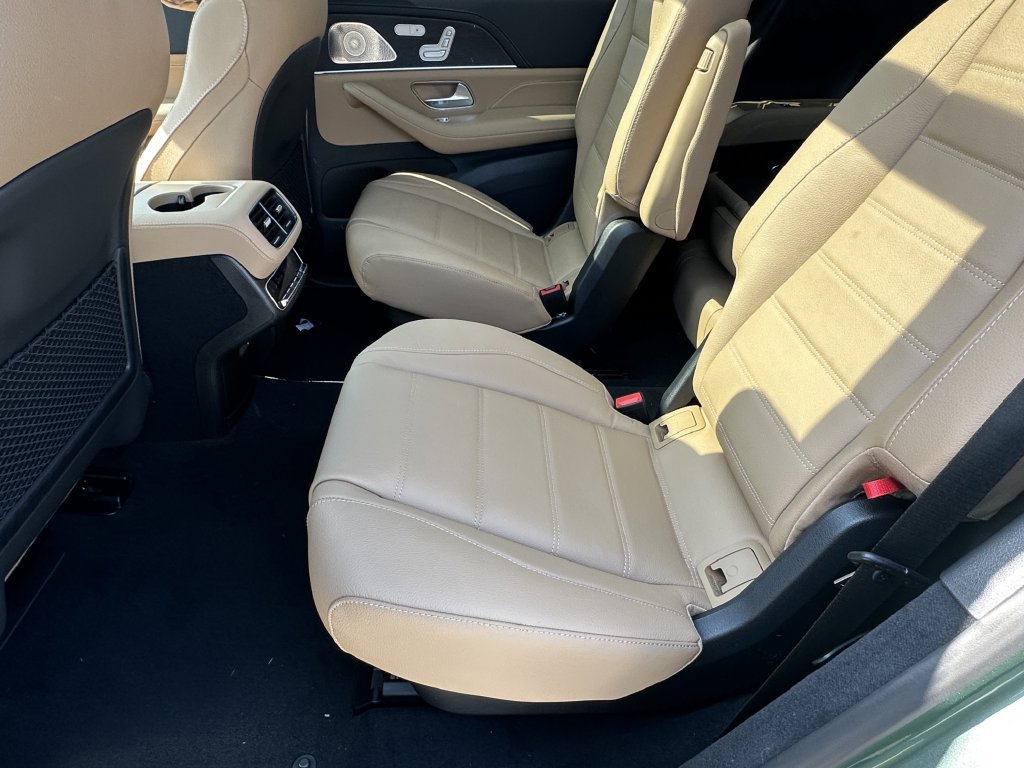 New 2026 Mercedes-Benz GLS 450 4MATIC image 24