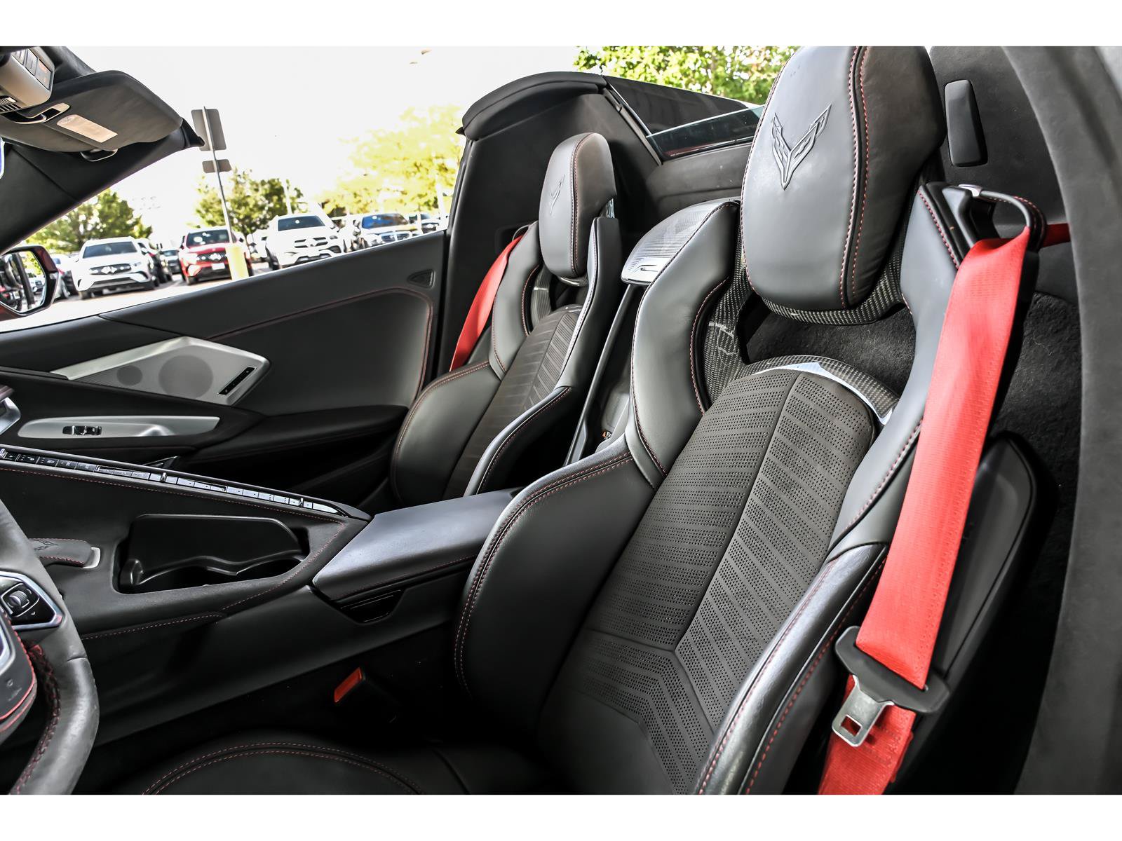 Used 2024 Chevrolet Corvette Stingray Premium Conv w/ 3LT RWD image 14