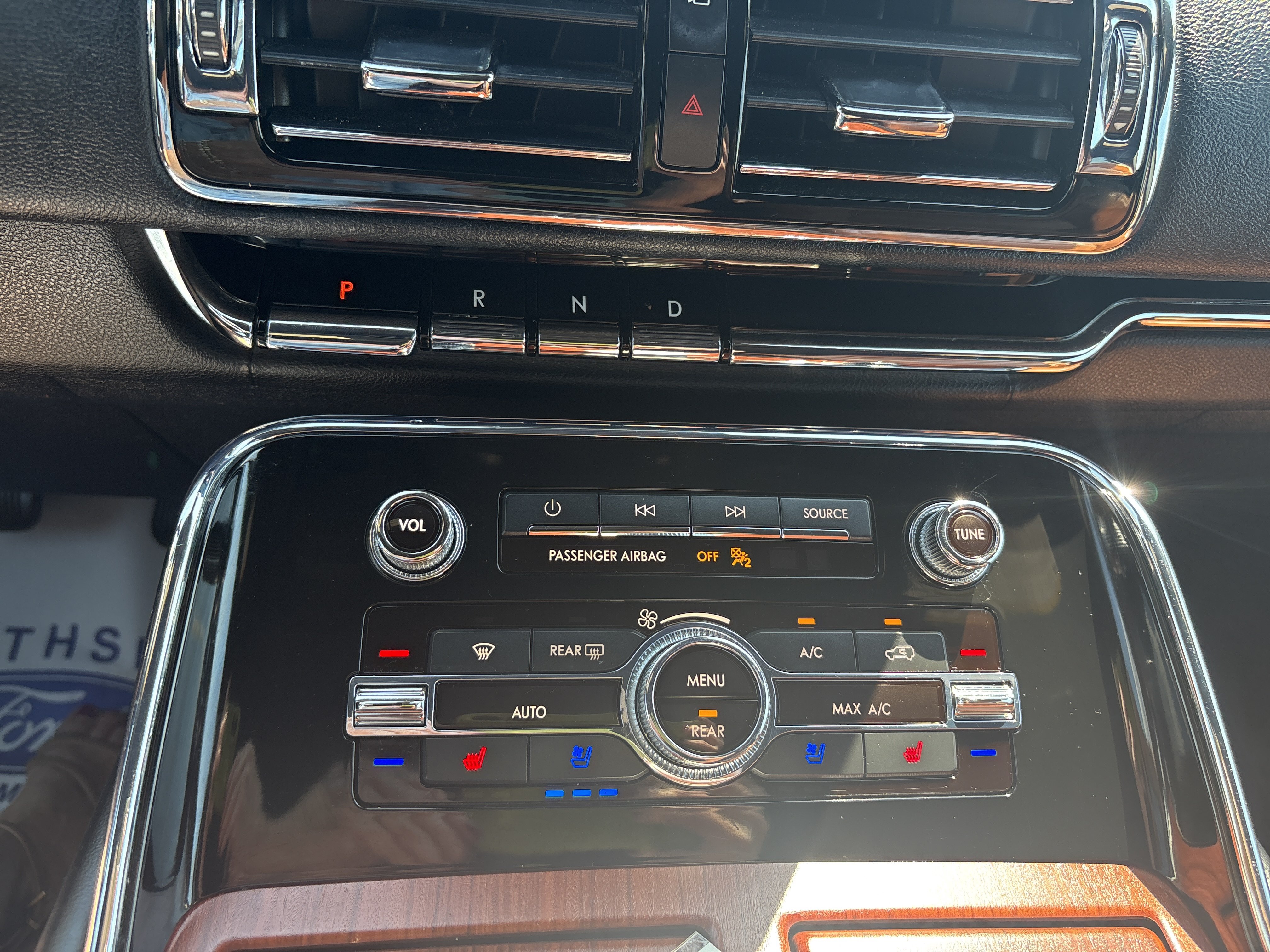 Used 2021 Lincoln Navigator Reserve AWD/4WD image 18