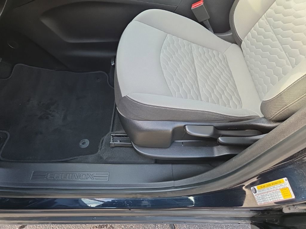 Certified 2021 Chevrolet Equinox LS image 12