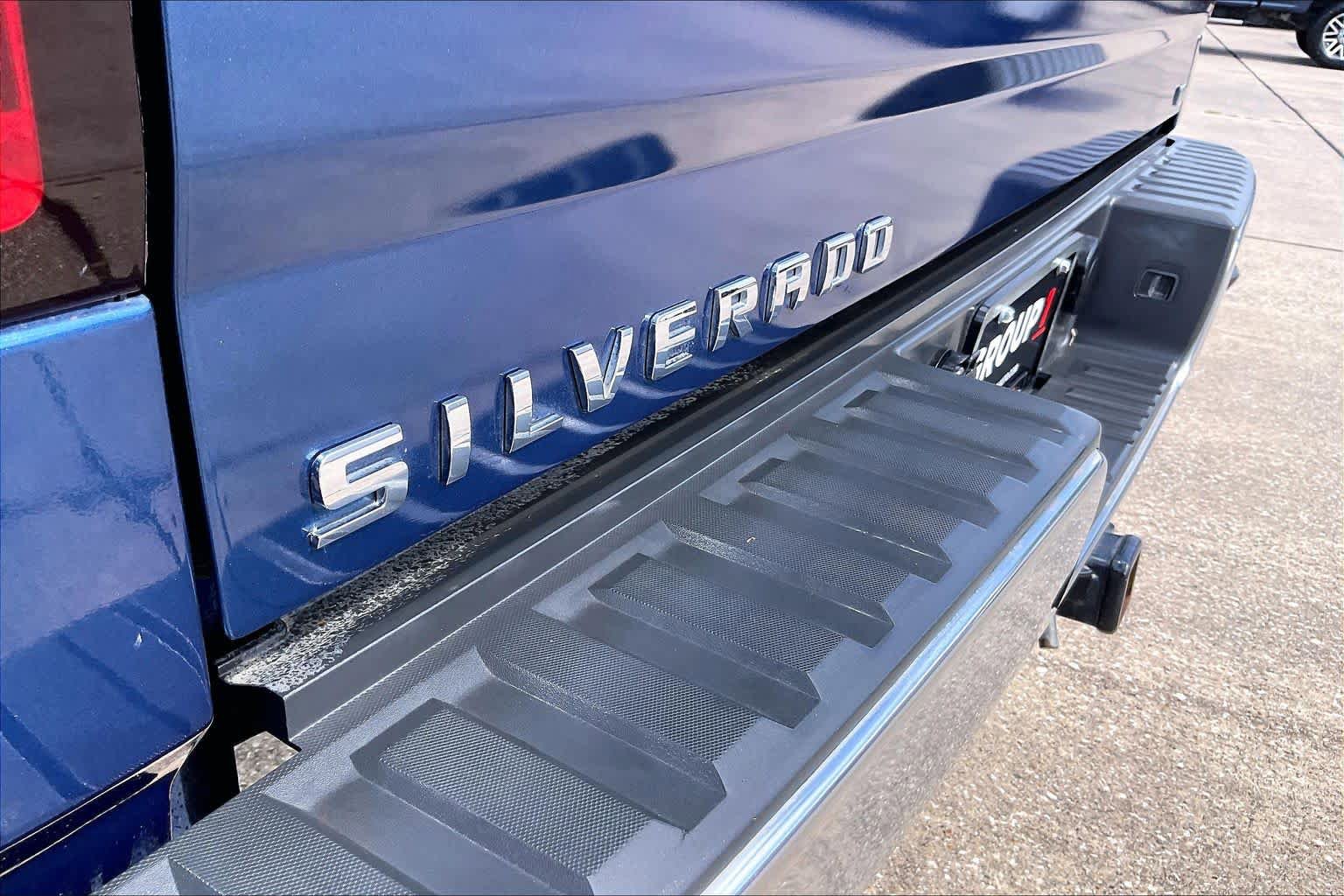 Used 2017 Chevrolet Silverado 1500 LT w/ All Star Edition RWD image 10