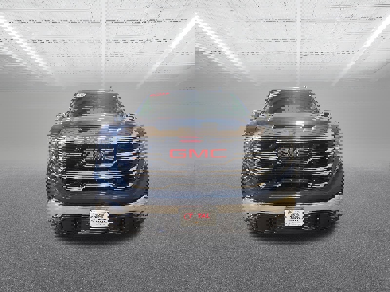 Used 2023 GMC Sierra 1500 SLT w/ SLT Premium Package image 3