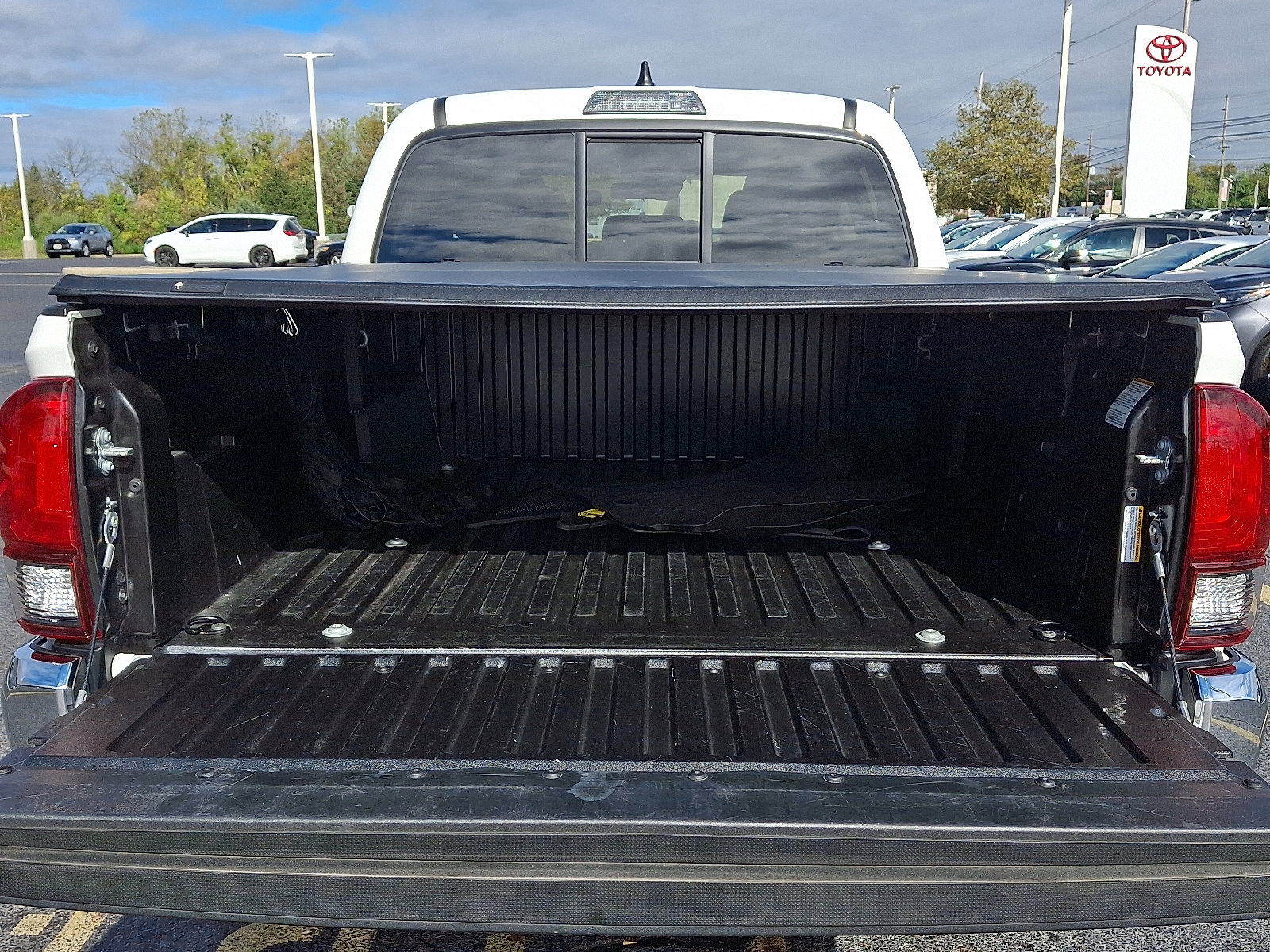 Used 2023 Toyota Tacoma SR5 image 27