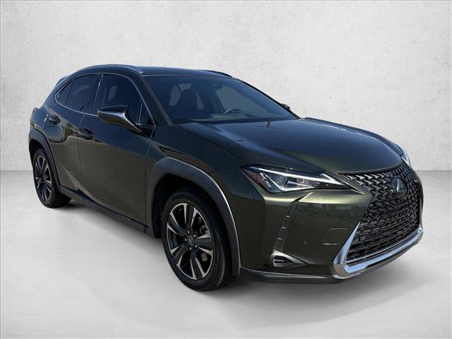Used 2021 Lexus UX 200 w/ Accessory Package (Z2) image 3
