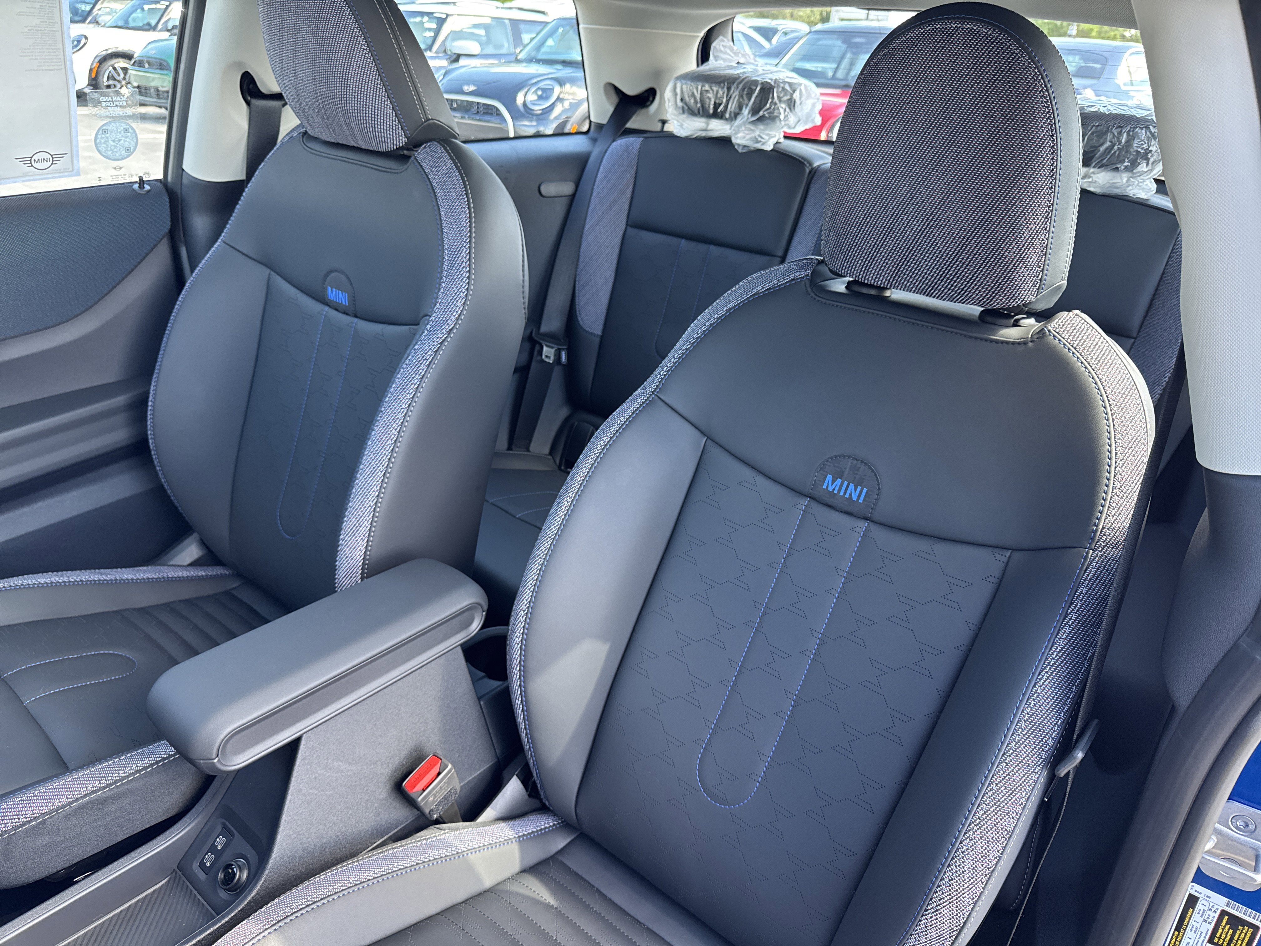 New 2026 MINI Cooper 2-Door Hardtop image 25