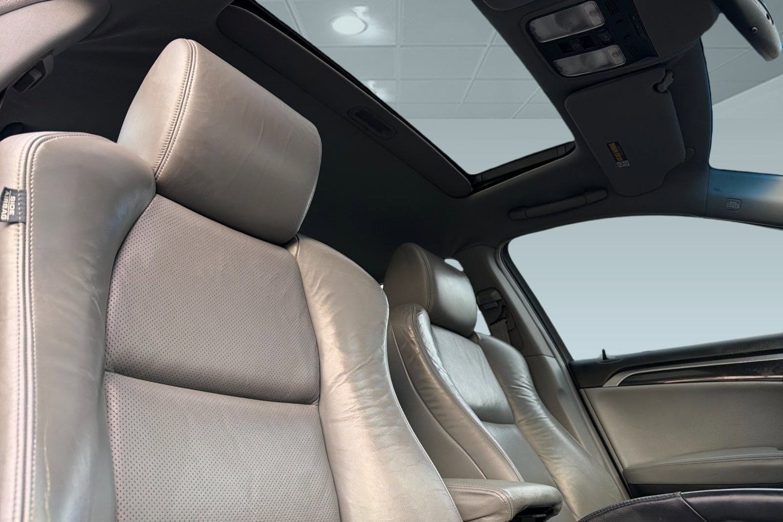 Used 2005 Acura TL image 24