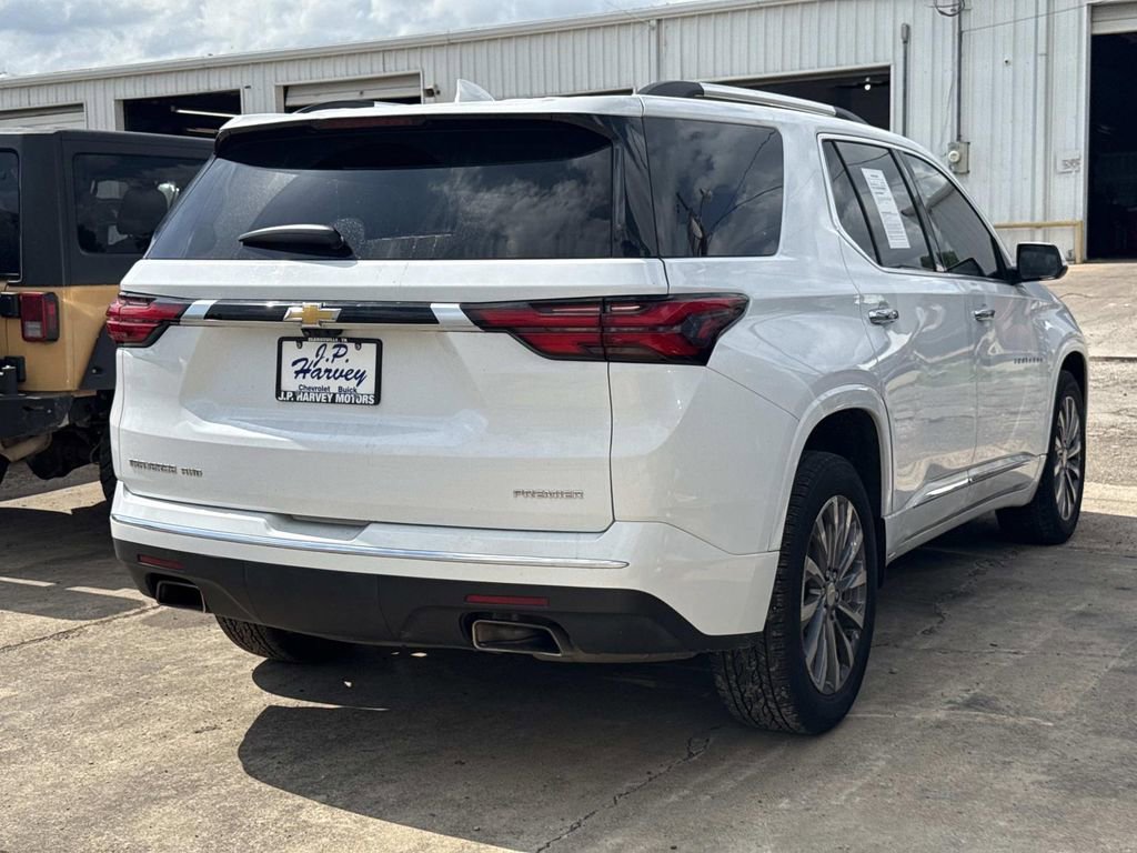 Used 2023 Chevrolet Traverse Premier AWD/4WD image 7