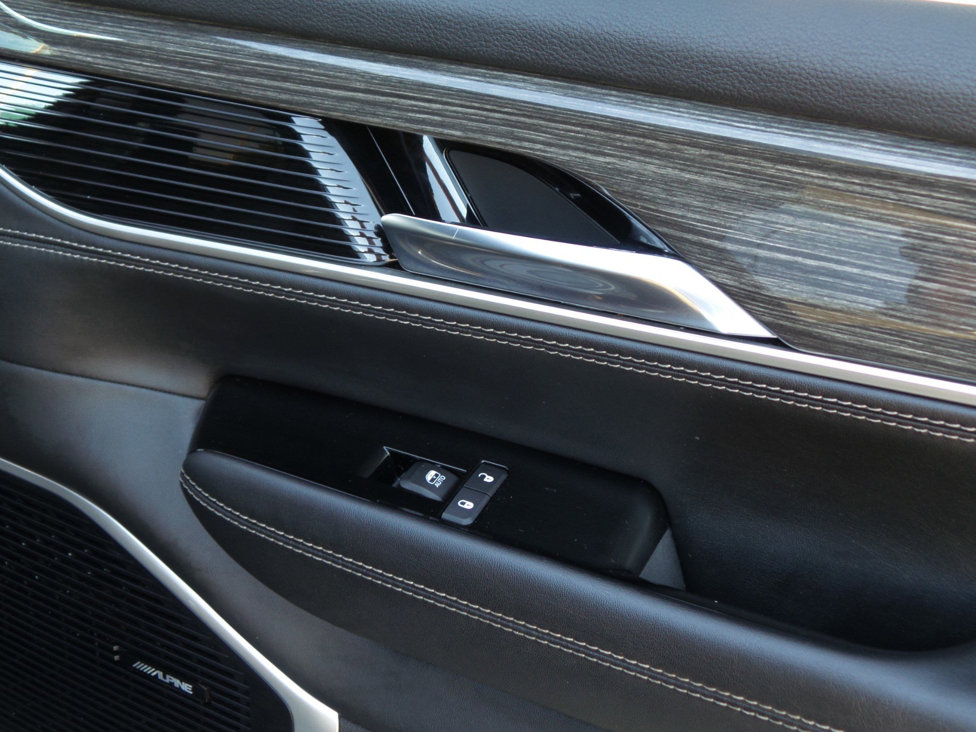 Used 2022 Jeep Wagoneer Series II image 39