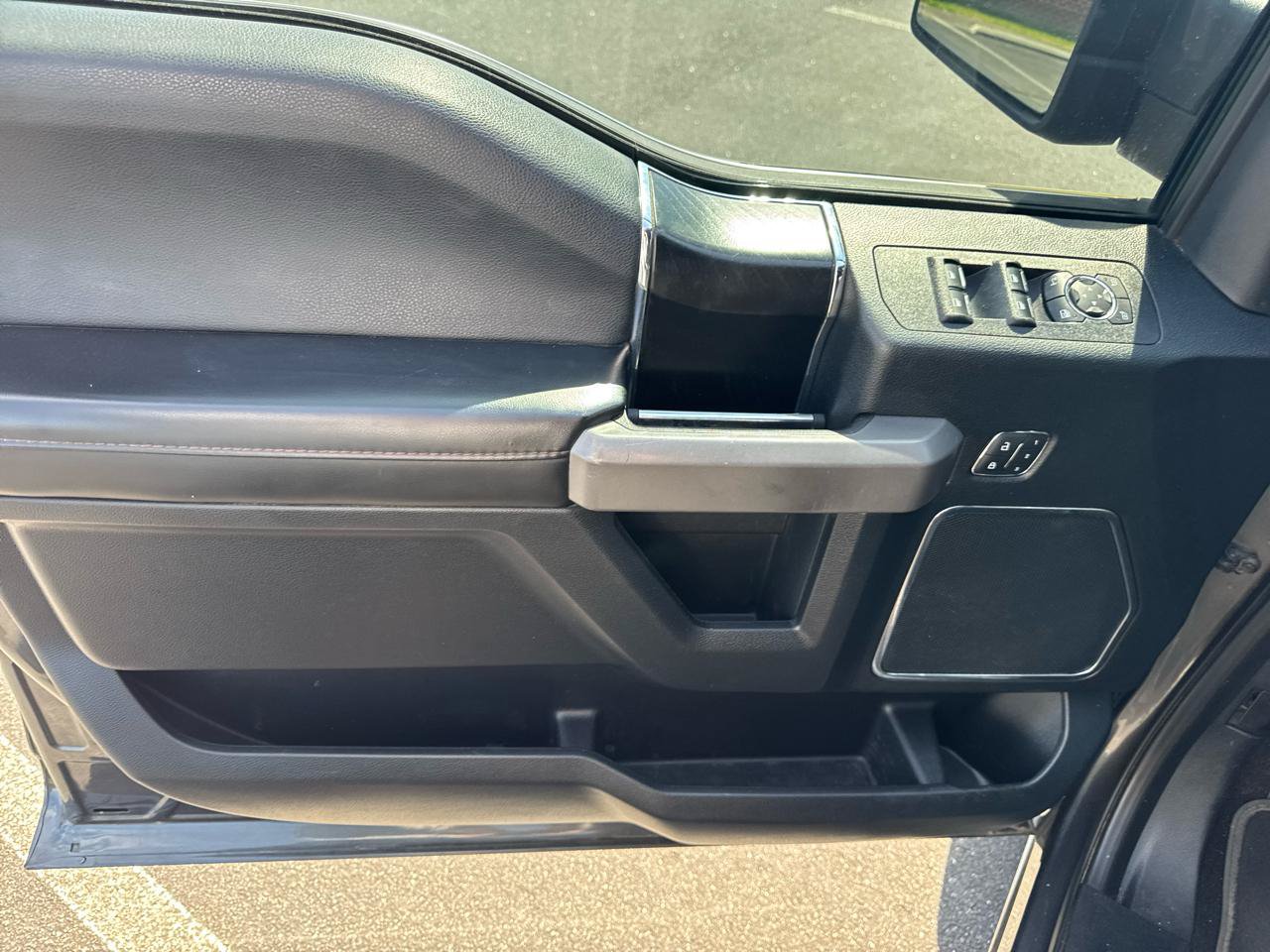 Used 2019 Ford F150 Platinum AWD/4WD image 24