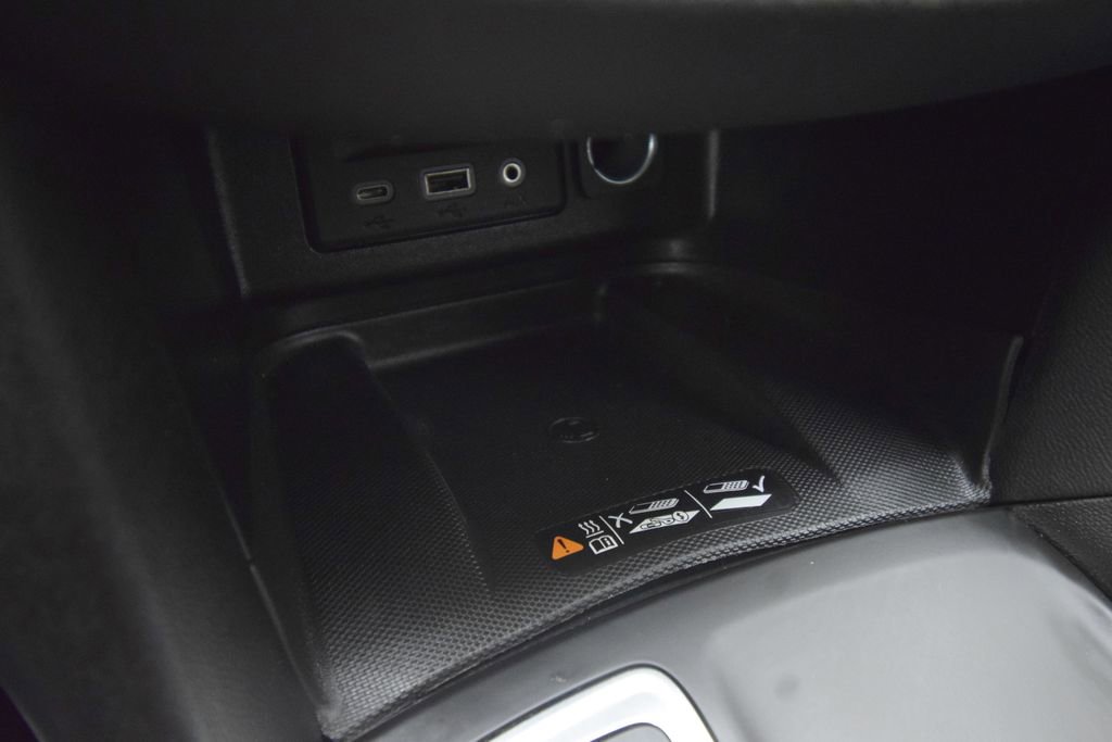 Used 2021 Chevrolet Equinox Premier w/ Redline Edition AWD/4WD image 33