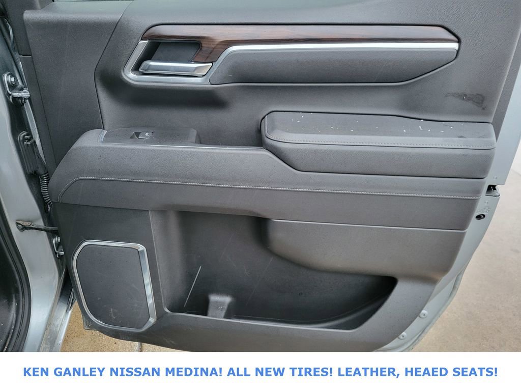 Used 2025 GMC Sierra 1500 SLT image 48