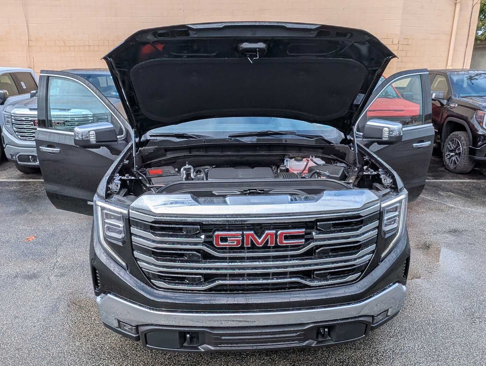 New 2026 GMC Sierra 1500 SLT w/ SLT Premium Package AWD/4WD image 11