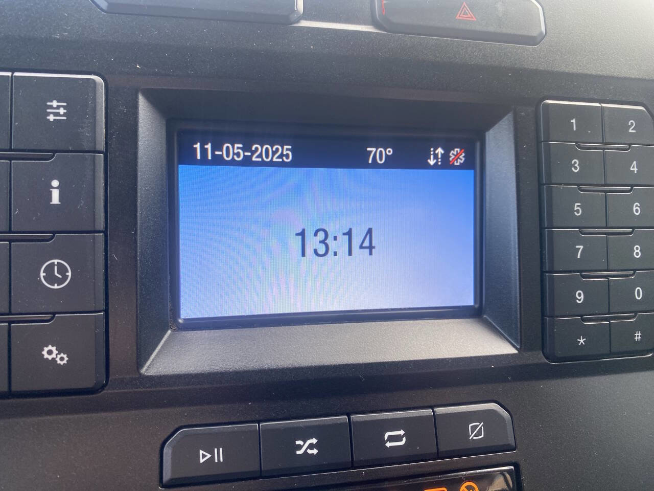 Used 2022 Ford F250 XL w/ Power Equipment Group image 31