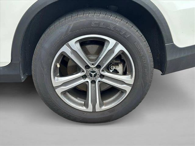 Certified 2019 Mercedes-Benz GLC 300 image 30