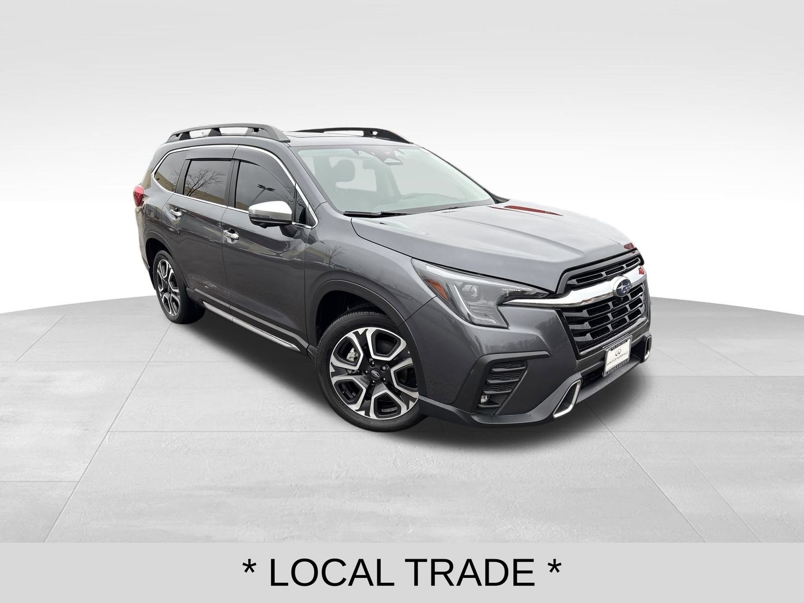 Used 2023 Subaru Ascent Touring image 7